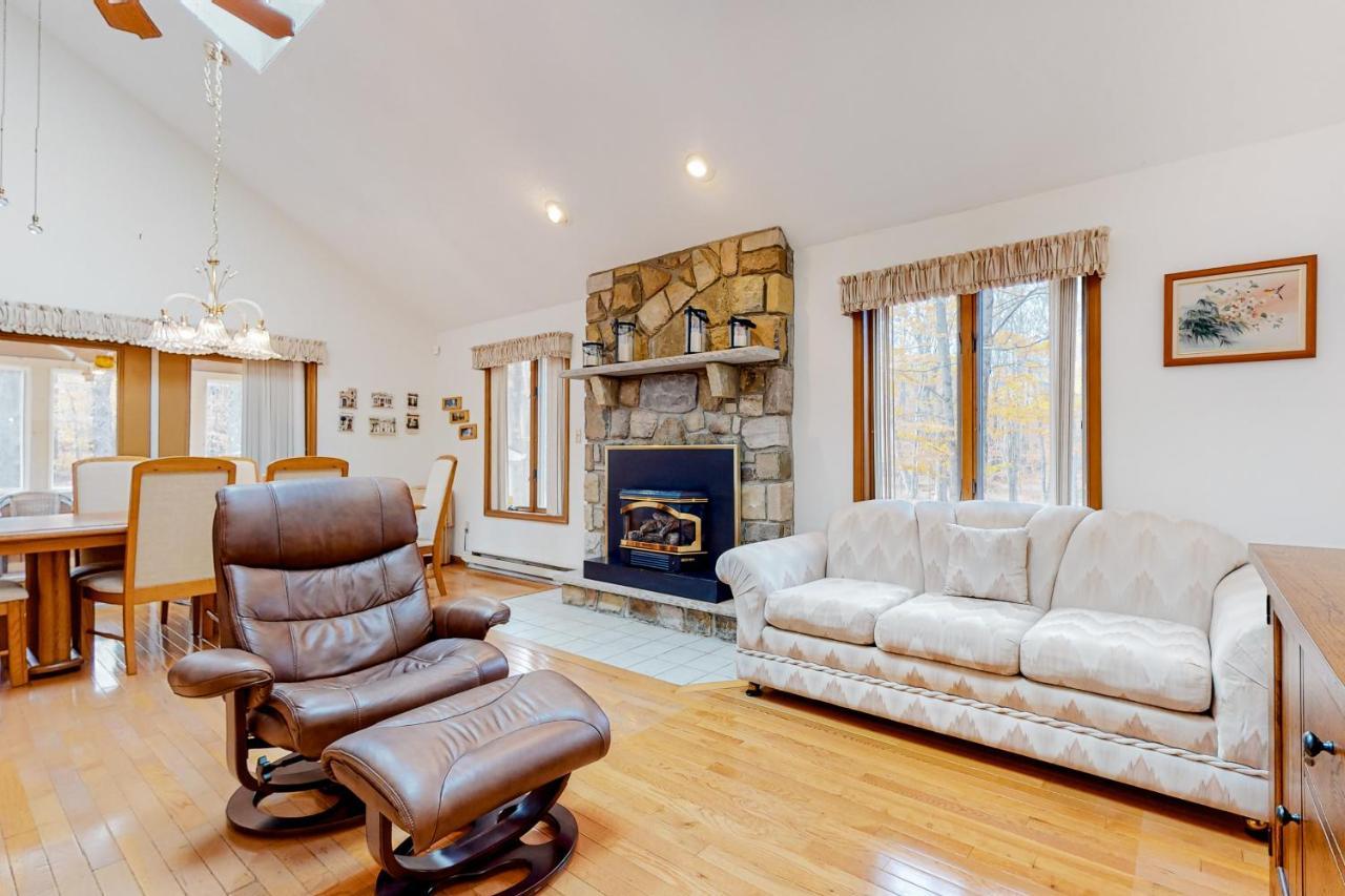 Friendship Lodge Pocono Lake Екстер'єр фото