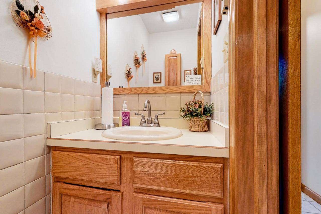 Friendship Lodge Pocono Lake Екстер'єр фото