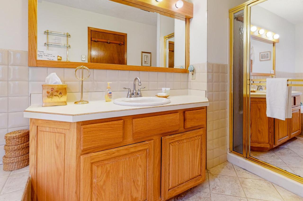 Friendship Lodge Pocono Lake Екстер'єр фото