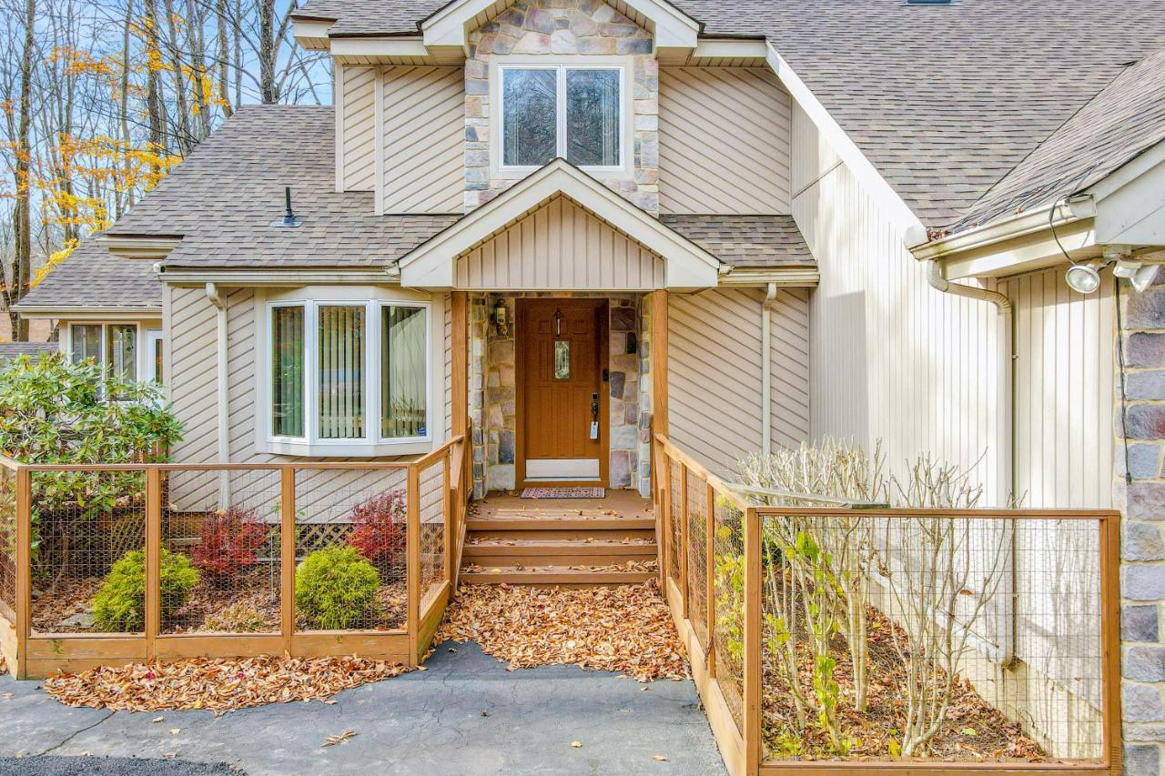 Friendship Lodge Pocono Lake Екстер'єр фото
