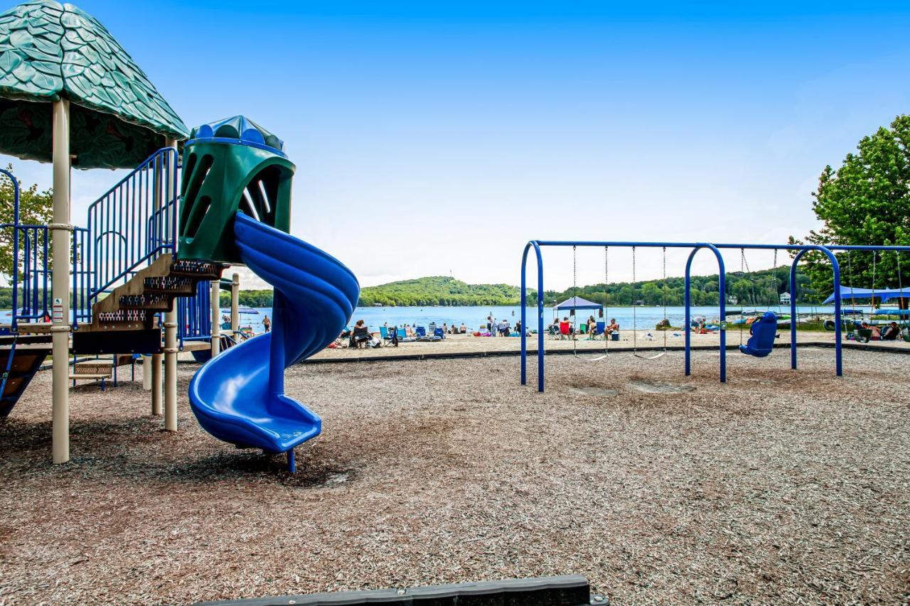 Friendship Lodge Pocono Lake Екстер'єр фото