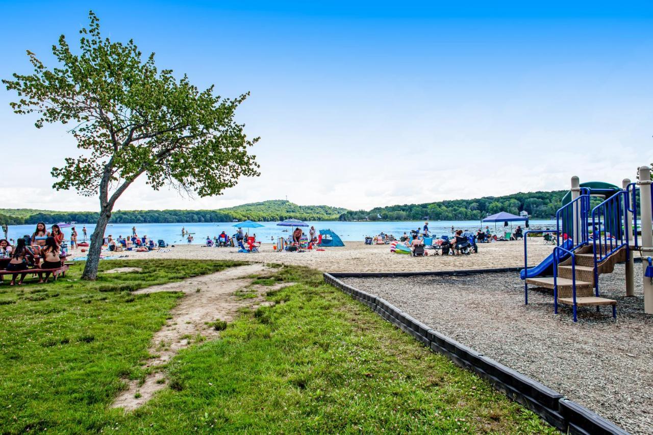 Friendship Lodge Pocono Lake Екстер'єр фото