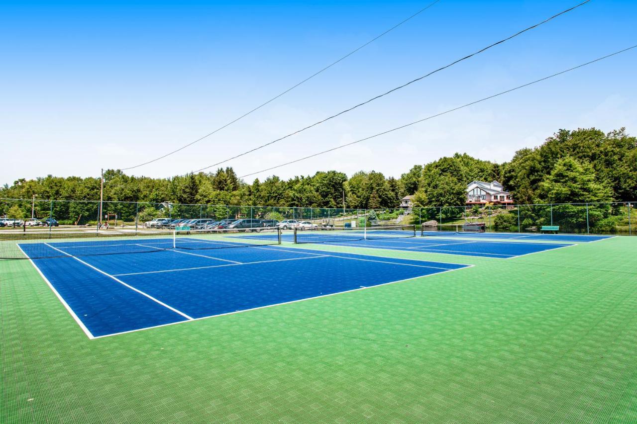 Friendship Lodge Pocono Lake Екстер'єр фото